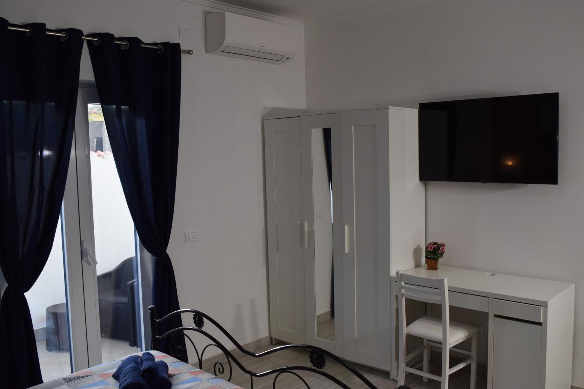 Sweet Dream Rome Airport Rooms Fiumicino Exterior photo