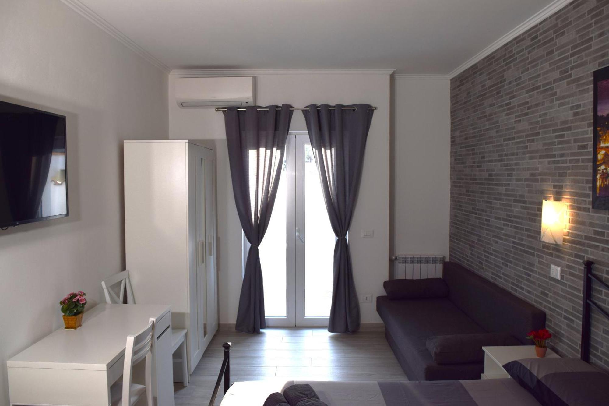Sweet Dream Rome Airport Rooms Fiumicino Exterior photo